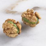 Walnut glassa
